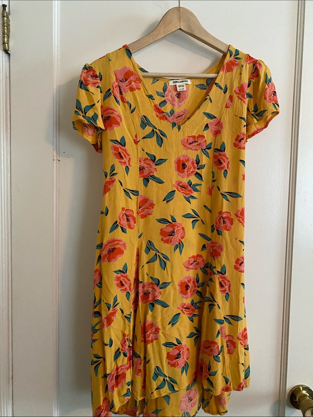 Skate Day Golden Yellow Floral Print Short Sleeve Mini Dress XS